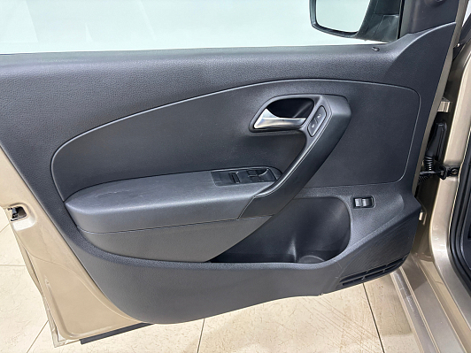 Volkswagen Polo Trendline, 2020 года, пробег 220886 км