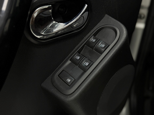 Renault Duster Drive, 2019 года, пробег 130000 км