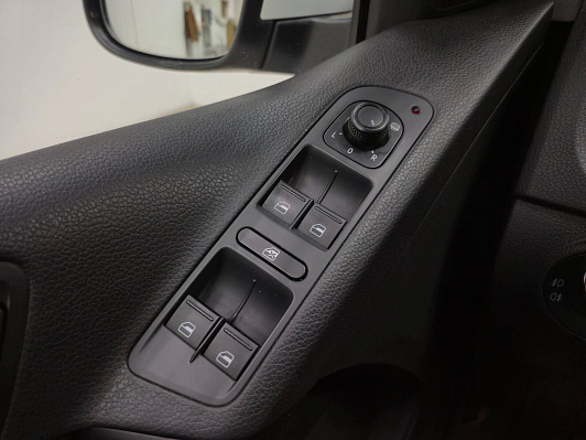 Volkswagen Tiguan, 2016 года, пробег 121757 км