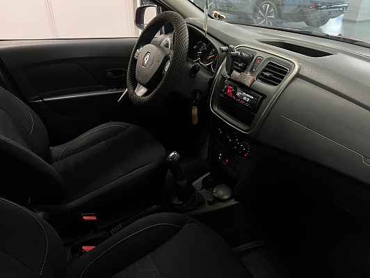 Renault Sandero Confort, 2015 года, пробег 120372 км