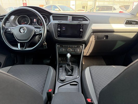 Volkswagen Tiguan CONNECT, 2017 года, пробег 268250 км