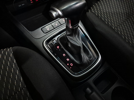 Kia Rio, 2019 года, пробег 123857 км