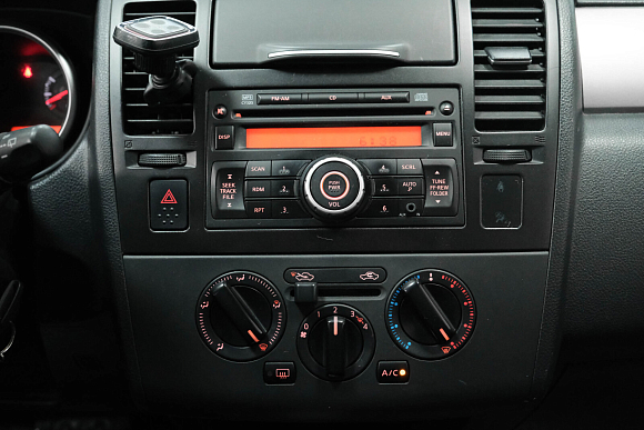 Nissan Tiida, 2012 года, пробег 102709 км