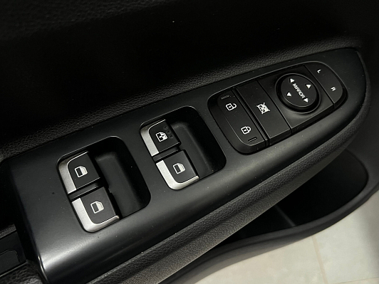 Kia Rio Luxe, 2020 года, пробег 67000 км