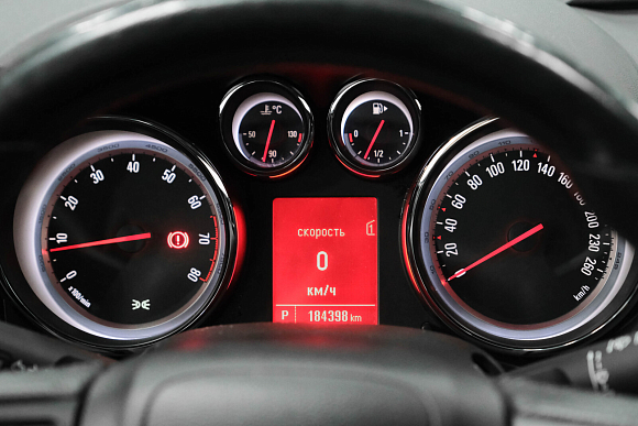 Opel Astra Sport, 2013 года, пробег 184000 км