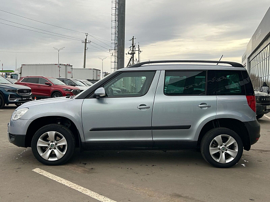 Skoda Yeti, 2011 года, пробег 120000 км