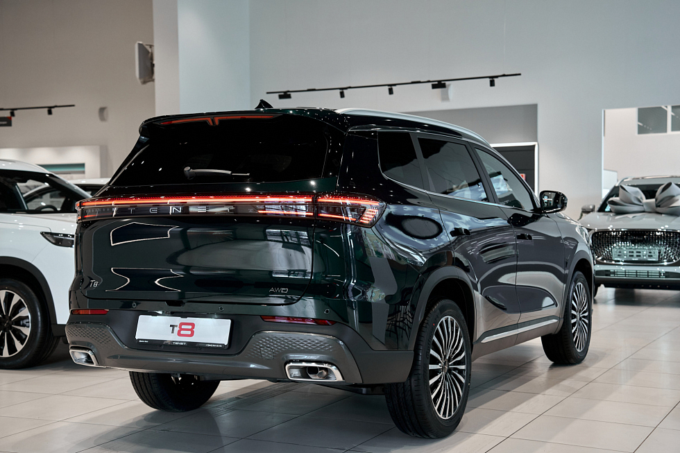 Tenet T8 Прайм 4WD, зеленый