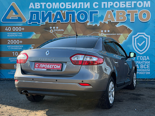 Renault Fluence Expression, 2013 года, пробег 177500 км