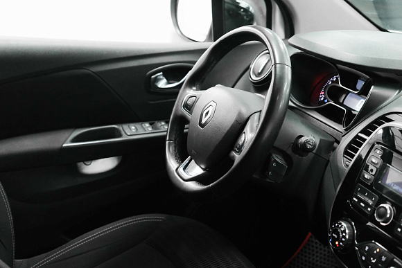 Renault Kaptur Drive, 2019 года, пробег 139000 км