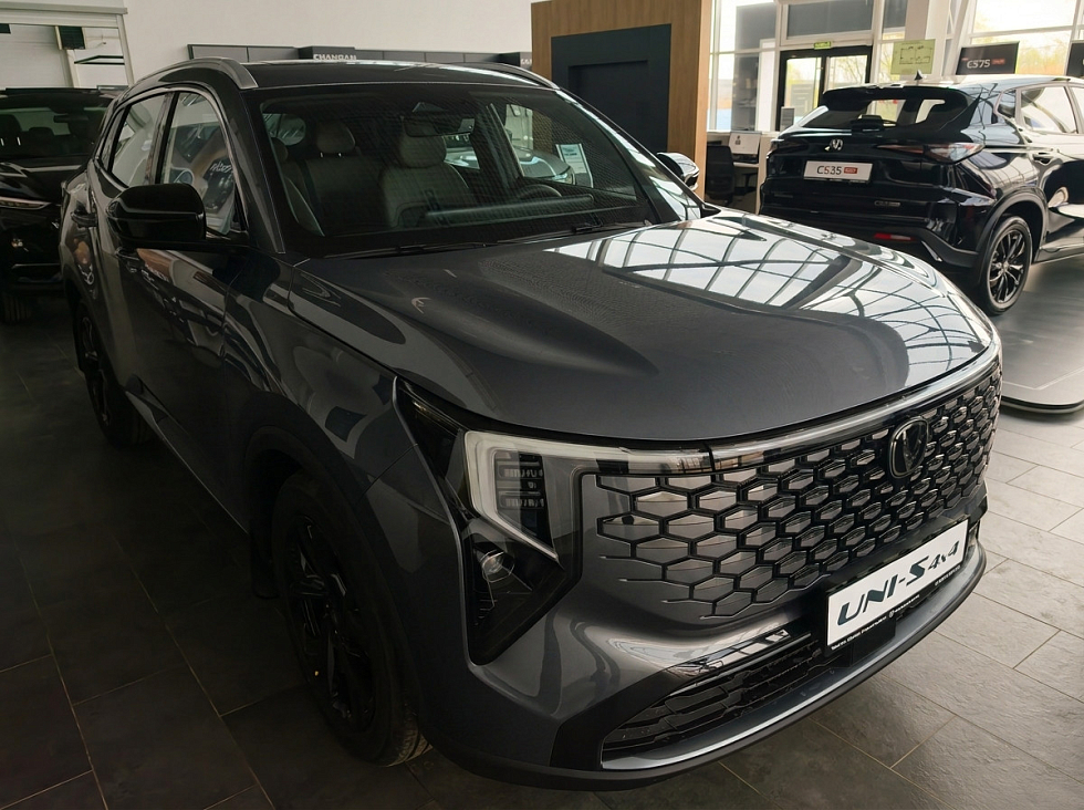 Changan UNI-S Техно, серый