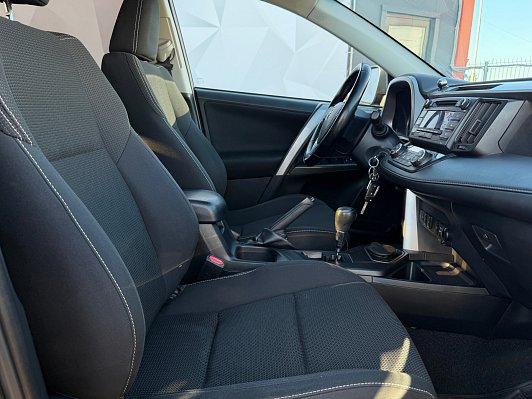 Toyota RAV4, 2018 года, пробег 208900 км