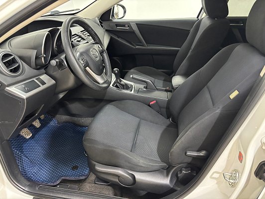 Mazda 3 Touring, 2011 года, пробег 167060 км