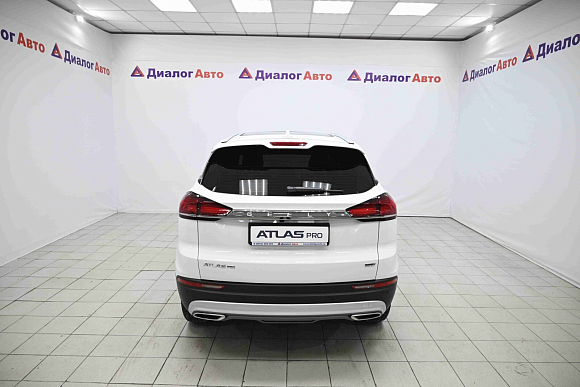 Geely Atlas Pro Flagship, белый