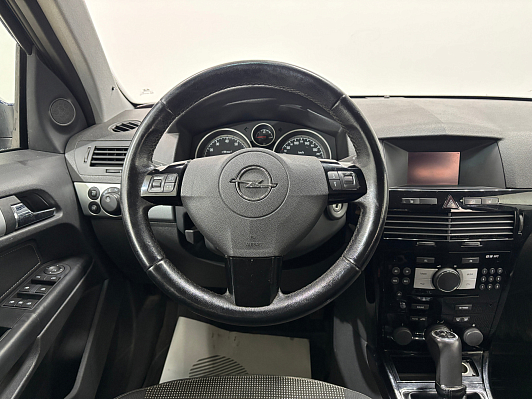 Opel Astra, 2014 года, пробег 182340 км
