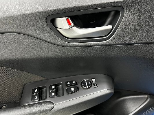 Hyundai Solaris Comfort, 2018 года, пробег 189300 км