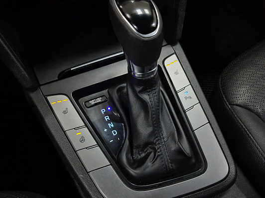 Hyundai Elantra Comfort + Style + High-Tech, 2016 года, пробег 192501 км