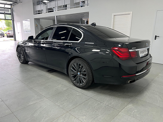 BMW 7 серии, 2013 года, пробег 306354 км