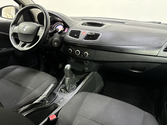 Renault Fluence, 2013 года, пробег 174745 км