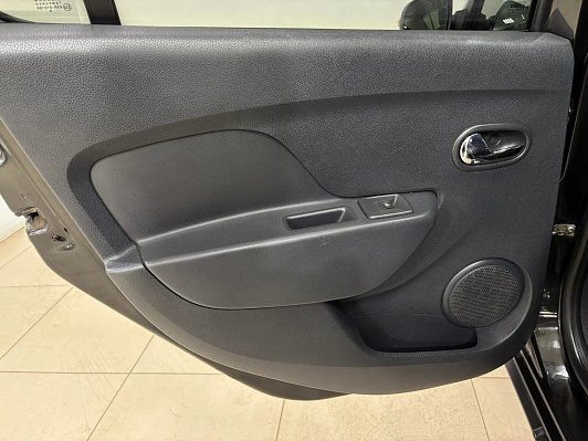 Renault Sandero Confort, 2016 года, пробег 115191 км