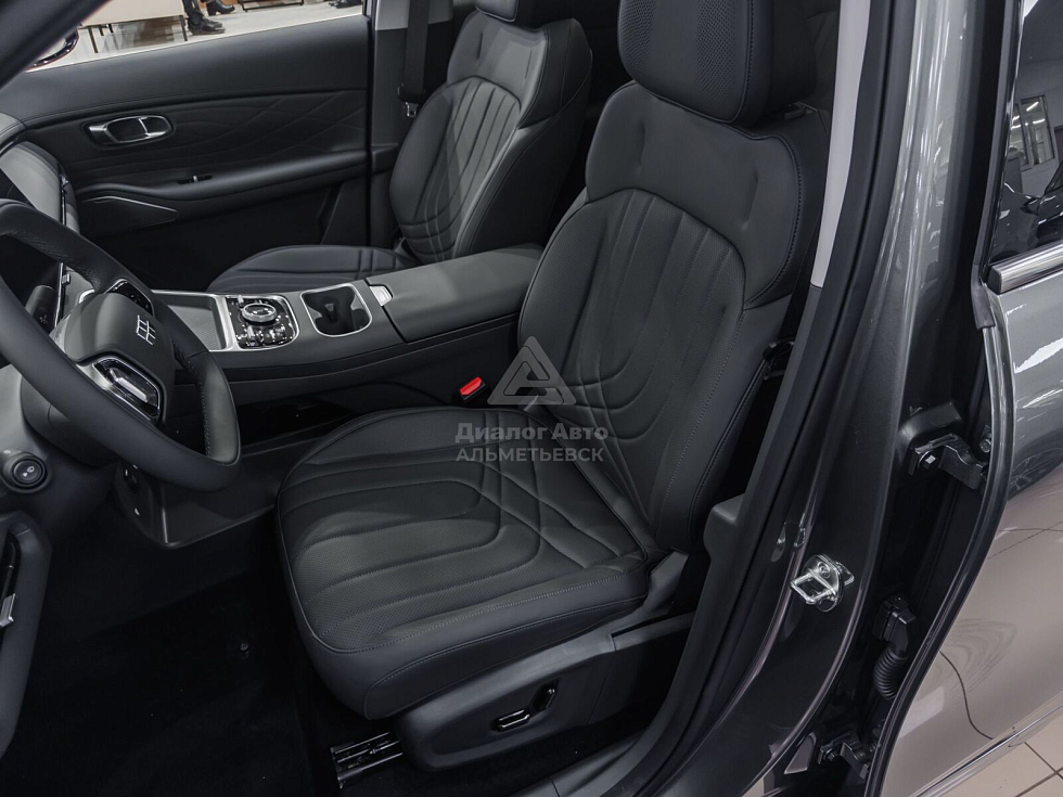 Geely EX5 EM-i Max, серый