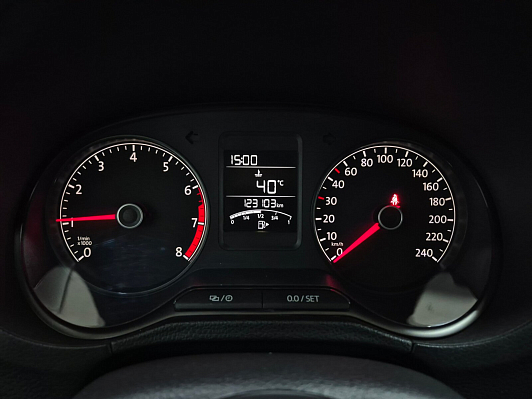 Volkswagen Polo Drive, 2018 года, пробег 123101 км