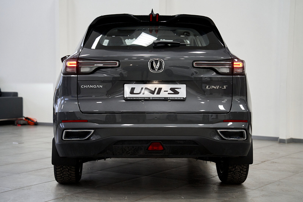 Changan UNI-S , серый