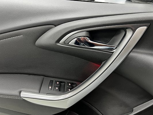 Opel Astra Cosmo, 2013 года, пробег 188650 км