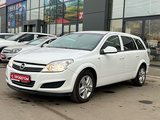 Opel Astra, 2013 года, пробег 100933 км