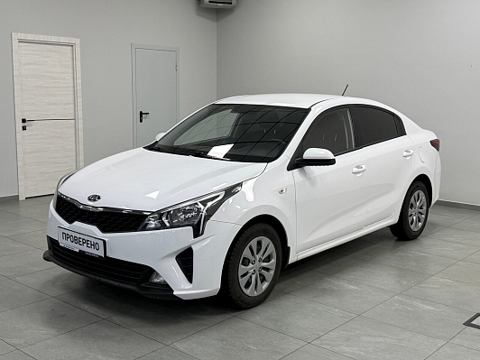Kia Rio Luxe, 2021 года, пробег 74500 км