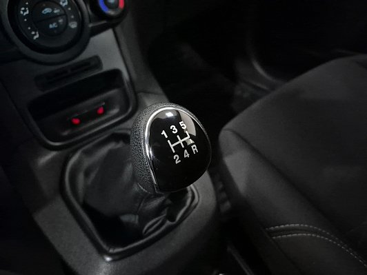 Ford Fiesta Trend, 2016 года, пробег 45528 км