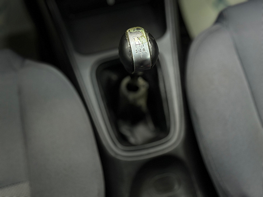 Nissan Almera, 2004 года, пробег 237670 км