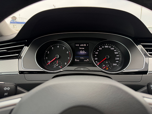 Volkswagen Passat Business, 2020 года, пробег 88000 км