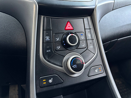 Hyundai Elantra Base, 2015 года, пробег 160012 км