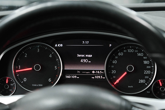 Volkswagen Touareg R-line, 2014 года, пробег 160000 км