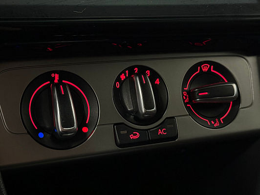 Volkswagen Polo Sochi Edition, 2013 года, пробег 111000 км