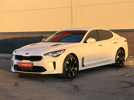 Kia Stinger Prestige, 2019 года, пробег 125233 км