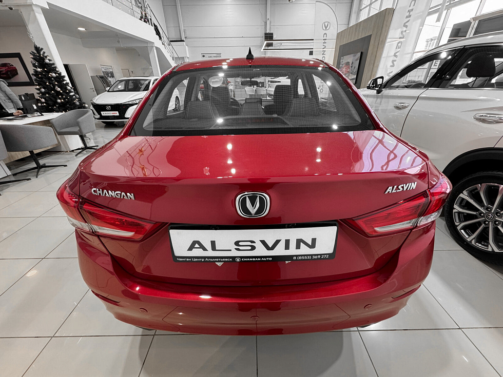 Changan Alsvin Люкс, красный