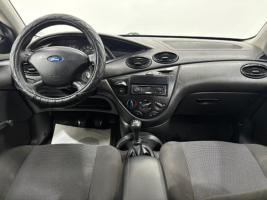 Ford Focus, 2004 года, пробег 302660 км