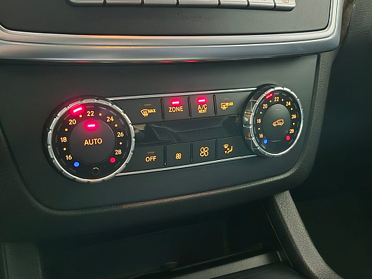 Mercedes-Benz M-Класс, 2012 года, пробег 225387 км