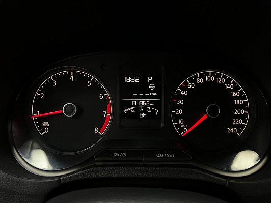 Volkswagen Polo Comfortline, 2019 года, пробег 131944 км
