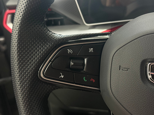 Geely Coolray, 2023 года, пробег 31026 км