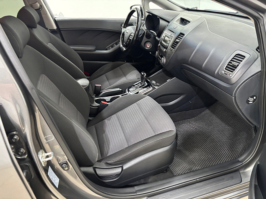 Kia Cerato Luxe, 2018 года, пробег 100700 км