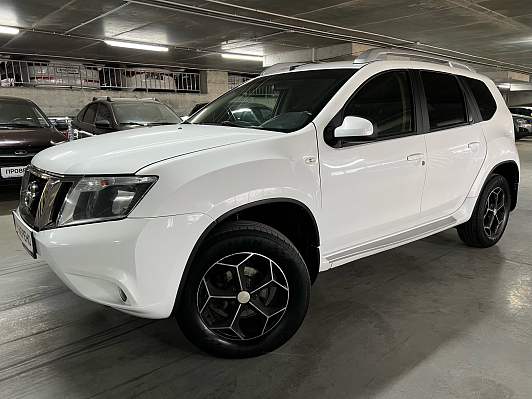 Nissan Terrano Elegance, 2016 года, пробег 243000 км