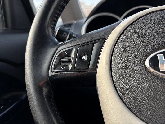 Kia Venga Luxe, 2014 года, пробег 195300 км