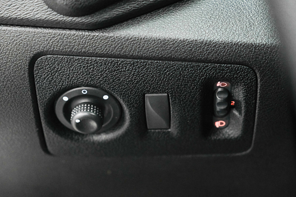 Lada (ВАЗ) XRAY Comfort, 2017 года, пробег 105000 км