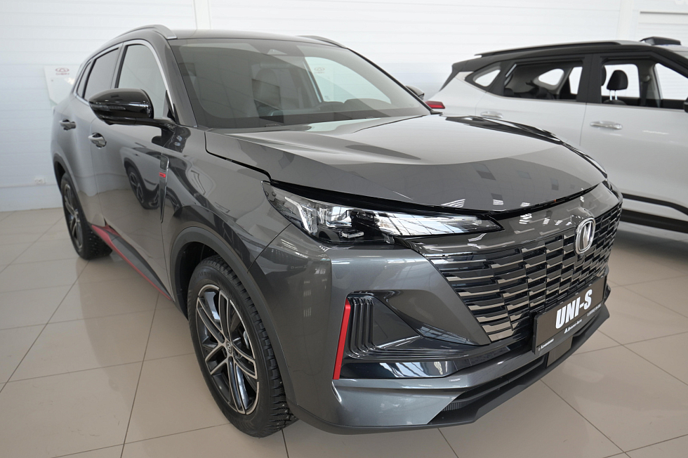 Changan UNI-S Техно, серый