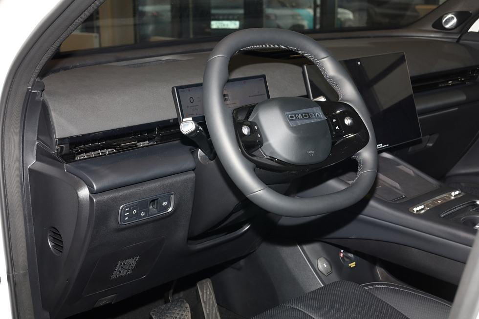 Omoda C7 Active, белый