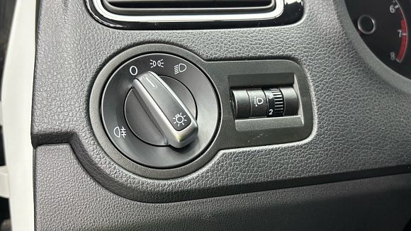 Volkswagen Polo SELECT, 2020 года, пробег 71000 км