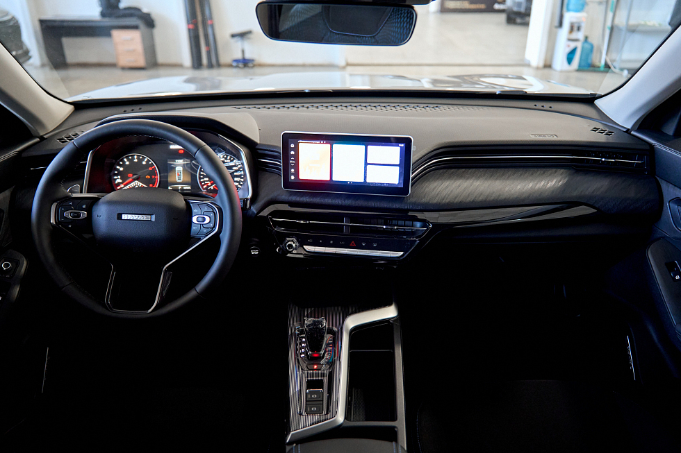 Haval Jolion Оптимум, серый