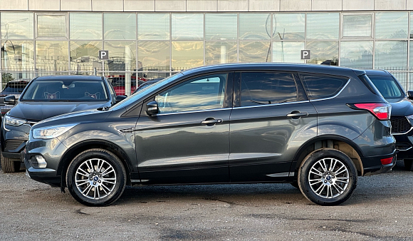 Ford Kuga Trend Plus, 2018 года, пробег 104100 км